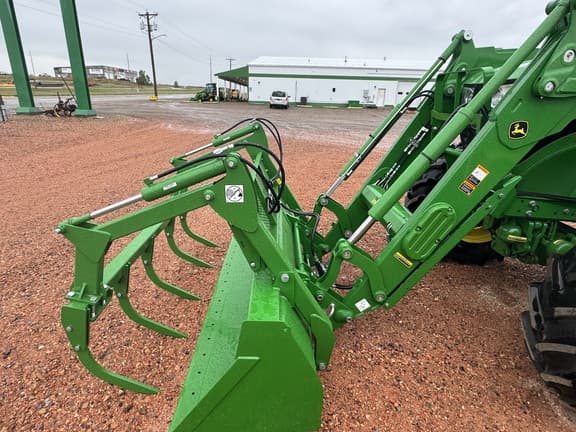 Image of John Deere 640R equipment image 4