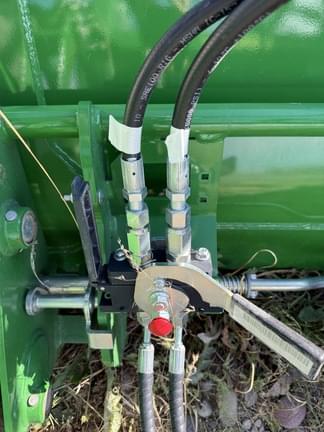 Image of John Deere 640R equipment image 4