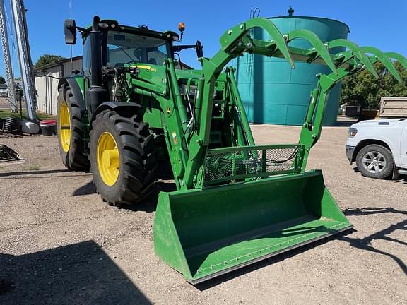 Image of John Deere 640R equipment image 1