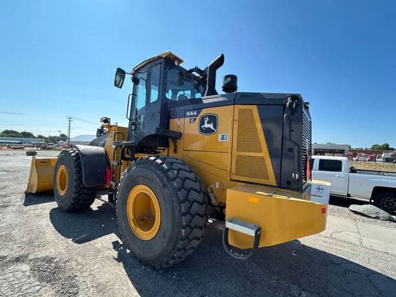 Image of John Deere 644G equipment image 2