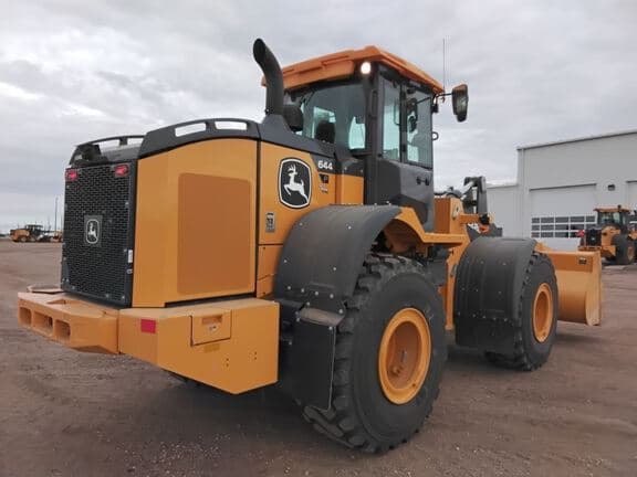 Image of John Deere 644P equipment image 4