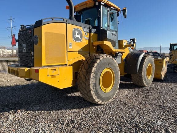Image of John Deere 644P equipment image 4
