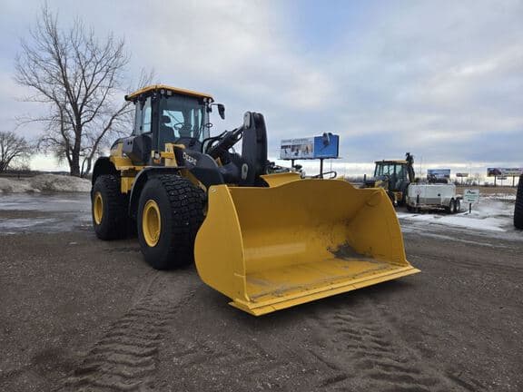Image of John Deere 644X equipment image 2