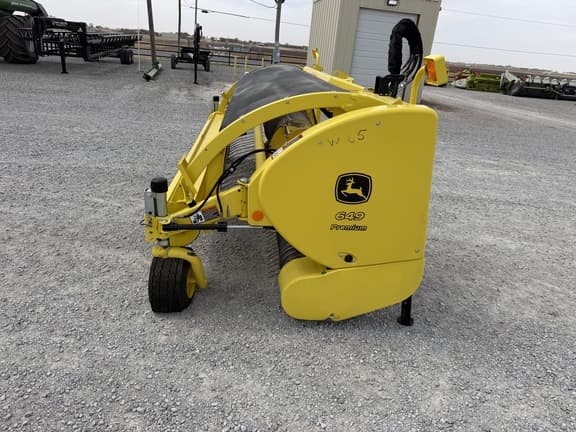 Image of John Deere 649 equipment image 1
