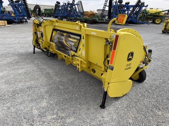 Image of John Deere 649 equipment image 4