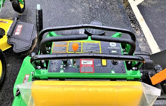 Image of John Deere 652M equipment image 4