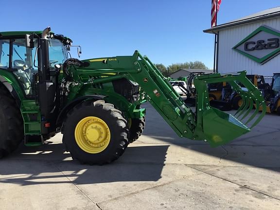 Image of John Deere 680R equipment image 4