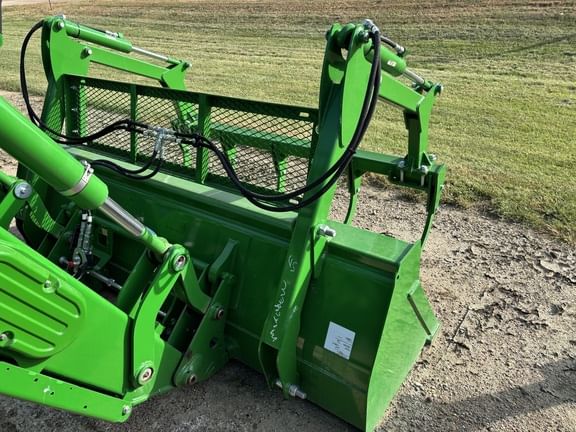 2024 John Deere 680R Equipment Image0