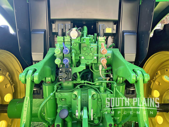 Image of John Deere 6M 165 equipment image 4
