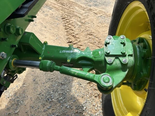 Image of John Deere 6130M equipment image 1