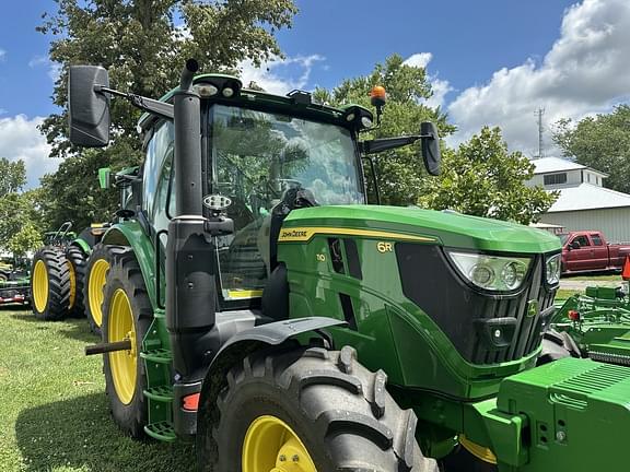 Image of John Deere 6R 110 equipment image 2
