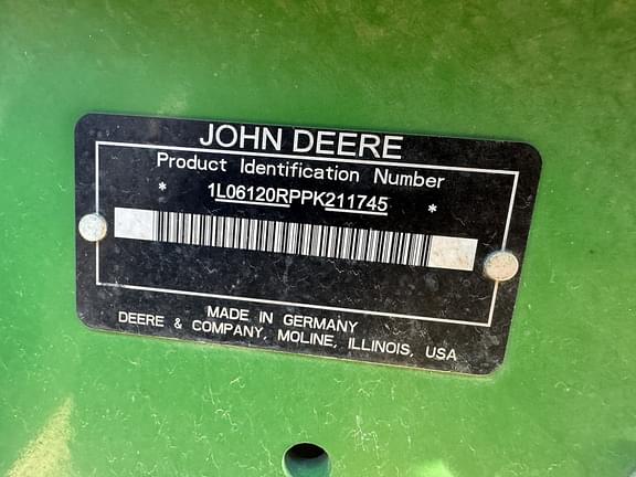 Image of John Deere 6R 120 equipment image 4