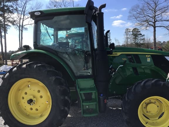 Image of John Deere 6R 120 equipment image 3