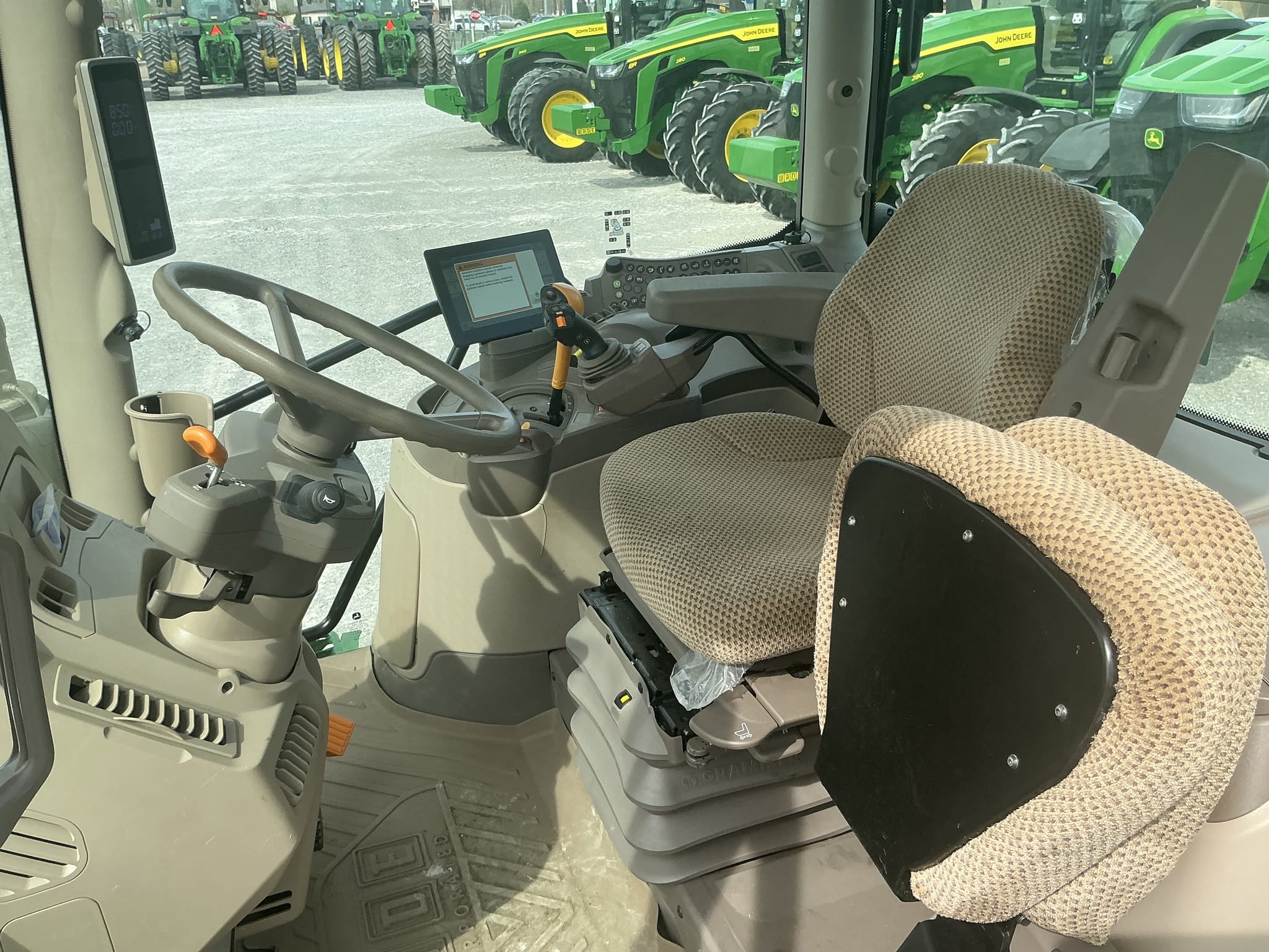 2024 John Deere 6R 120 Equipment Image0