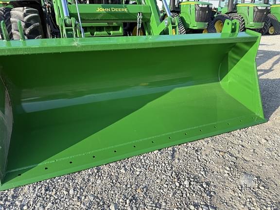 Image of John Deere 6R 120 equipment image 3