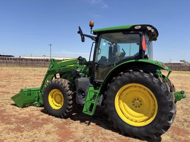 Image of John Deere 6R 120 equipment image 2