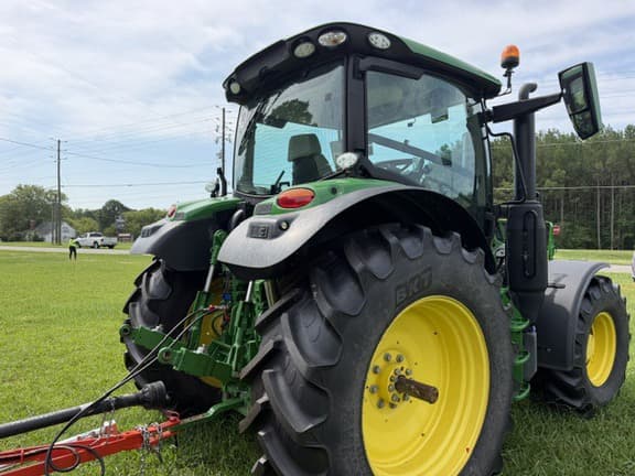 Image of John Deere 6R 120 equipment image 2