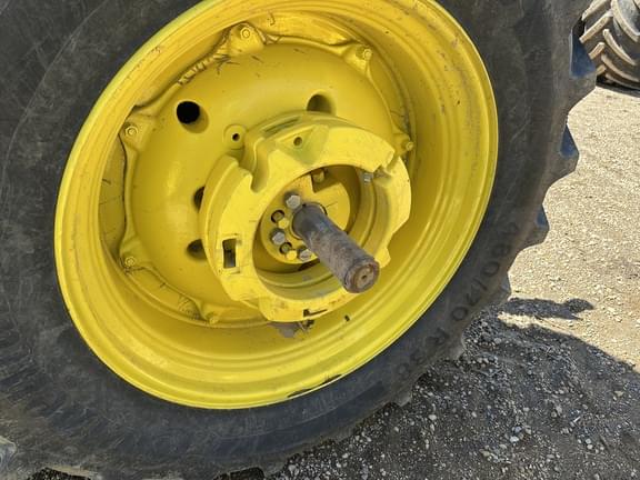 Image of John Deere 6R 120 equipment image 4