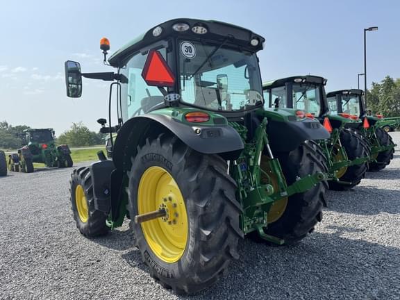 Image of John Deere 6R 120 equipment image 3