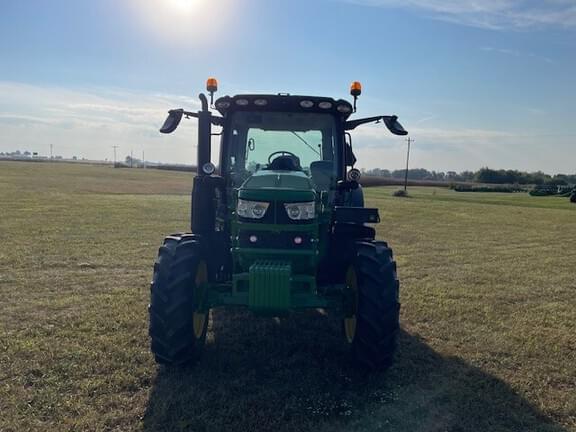 Image of John Deere 6R 130 equipment image 4