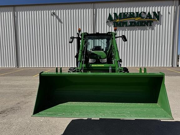 Image of John Deere 6R 130 equipment image 4