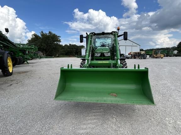 Image of John Deere 6R 130 equipment image 3
