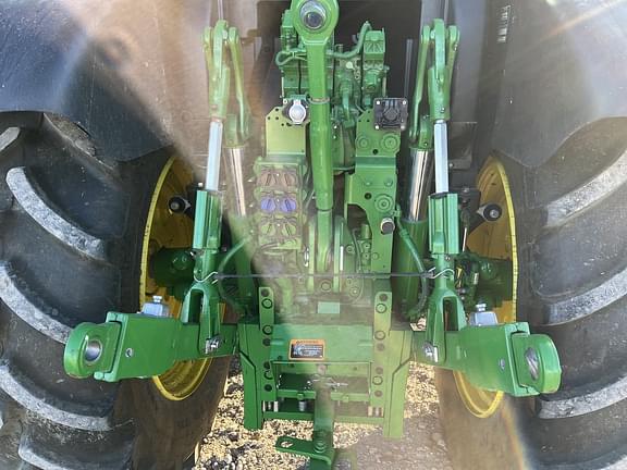 Image of John Deere 6R 130 equipment image 4