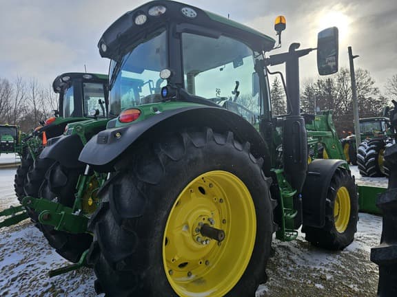 Image of John Deere 6R 130 equipment image 4