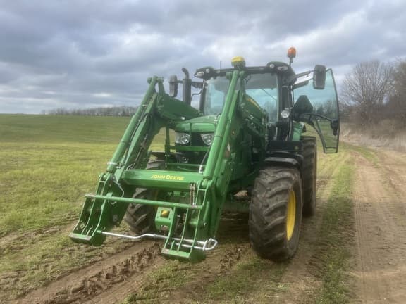 Image of John Deere 6R 130 equipment image 4