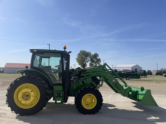Image of John Deere 6R 130 equipment image 4