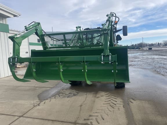 Image of John Deere 6R 130 equipment image 2