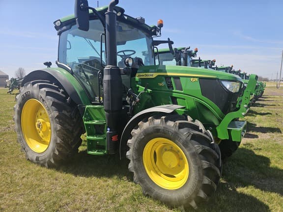 Image of John Deere 6R 130 equipment image 4