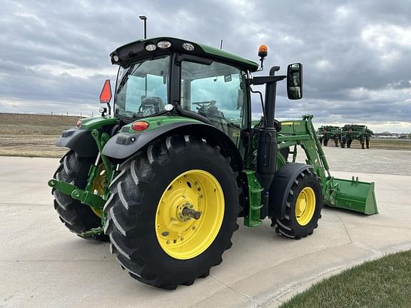 Image of John Deere 6R 130 equipment image 4