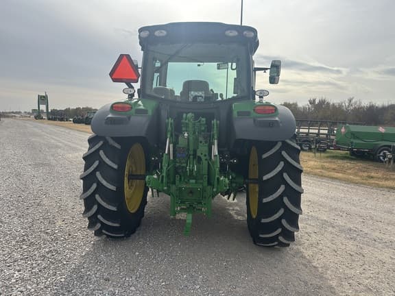 Image of John Deere 6R 130 equipment image 4