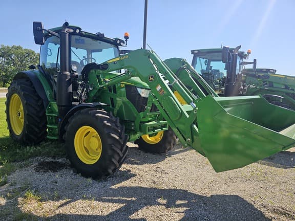 Image of John Deere 6R 130 equipment image 4