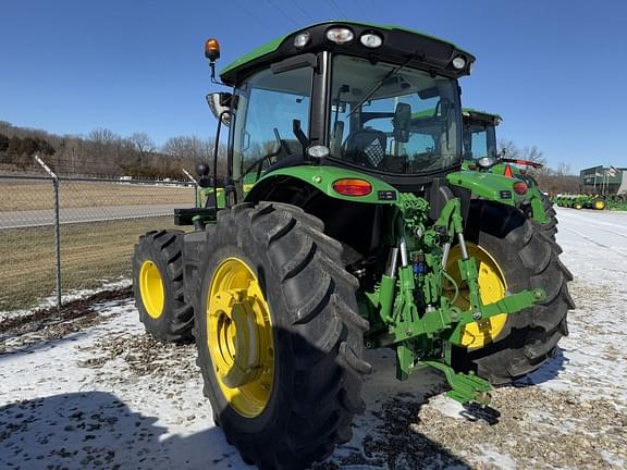 Image of John Deere 6R 130 equipment image 4
