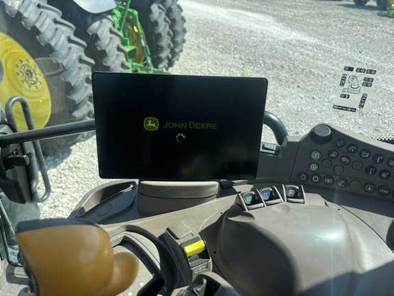 Image of John Deere 6R 130 equipment image 4