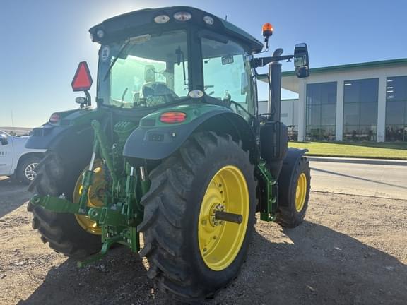 Image of John Deere 6R 140 equipment image 4