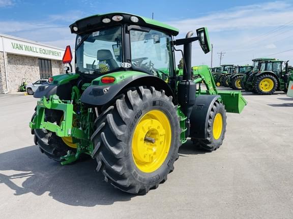 Image of John Deere 6R 140 equipment image 4