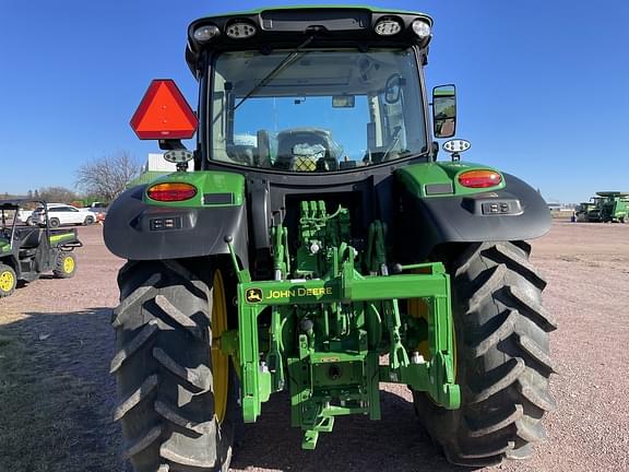 Image of John Deere 6R 140 equipment image 4