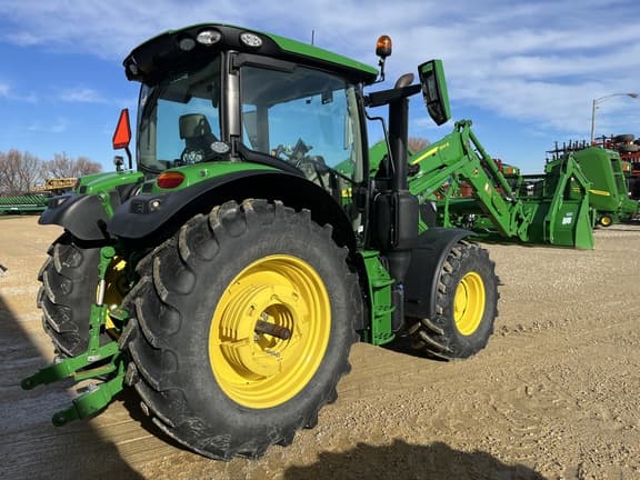 Image of John Deere 6R 140 equipment image 4