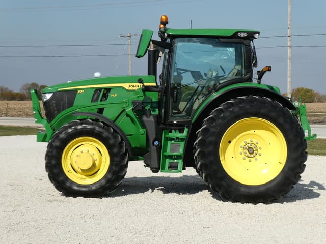 Image of John Deere 6R 145 equipment image 4