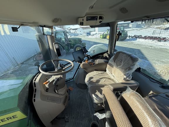 Image of John Deere 6R 145 equipment image 3