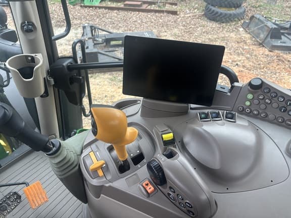 Image of John Deere 6R 145 equipment image 2