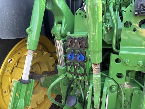 Image of John Deere 6R 145 equipment image 1
