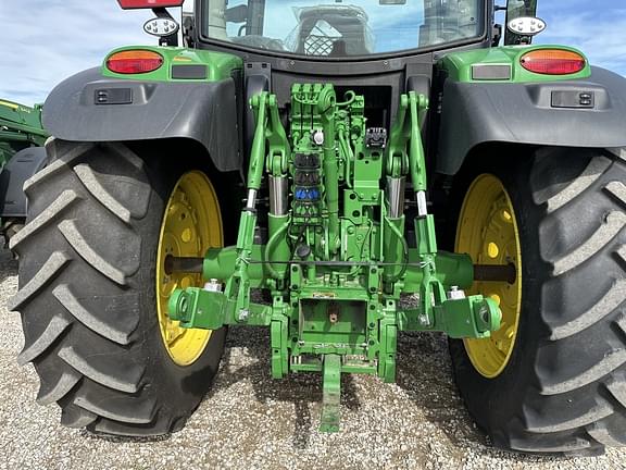 Image of John Deere 6R 155 equipment image 4