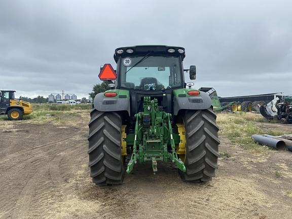 Image of John Deere 6R 155 equipment image 3