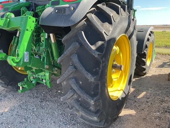 Image of John Deere 6R 155 equipment image 3