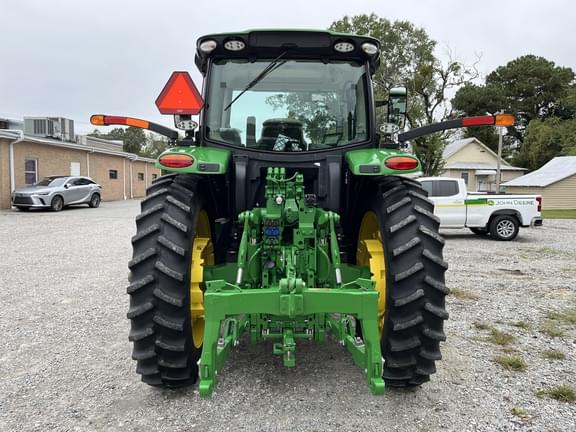 Image of John Deere 6R 155 equipment image 2