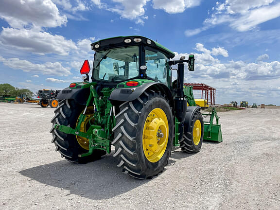 Image of John Deere 6R 155 equipment image 4